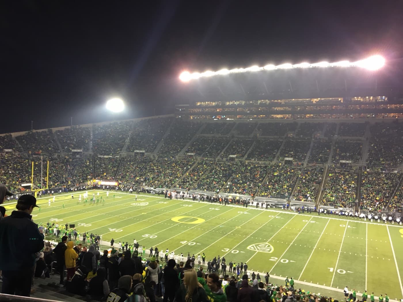The Oregon-Oregon State game at Autzen Stadium on November 25, 2017